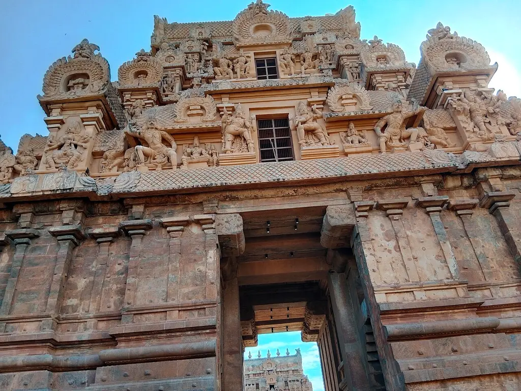 Brihadeeswarar Temple in Thanjavur near Aranya hotel